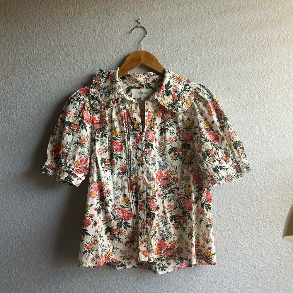 NWOT THE GREAT. Floral Blouse